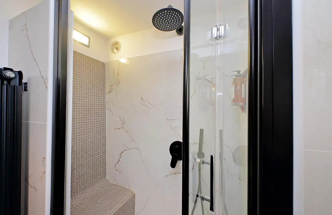 Michelangelo Charmsuite-1