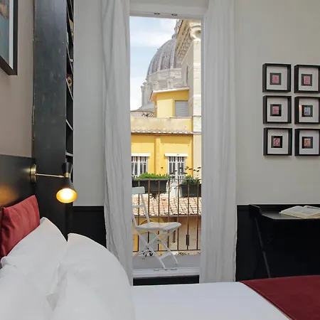 Michelangelo Charmsuite-3